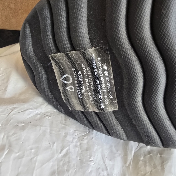 Authentic Ugg Hapsburg Ankle size 5.5 color Black